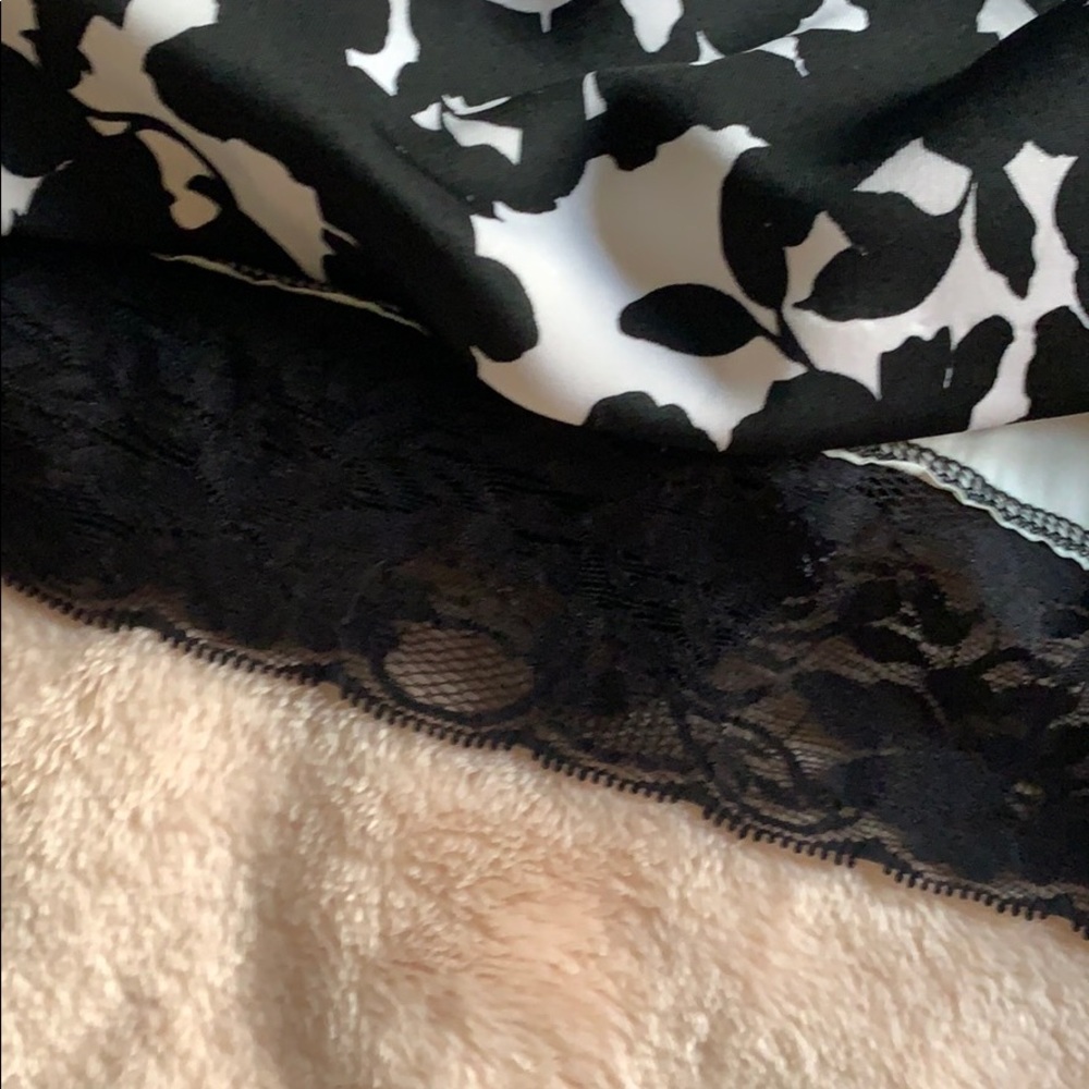 White House black market dress - Picture 6 of 8